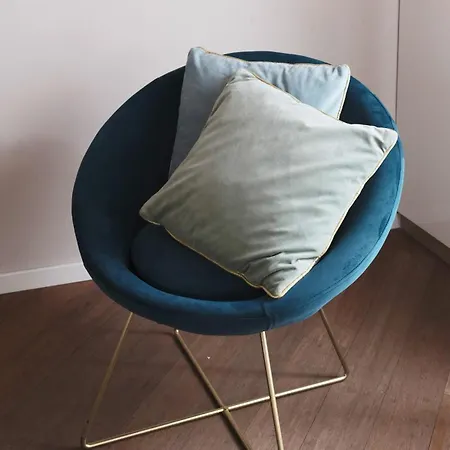 Comecasa Attic 5 Min Walk From Duomo شقة