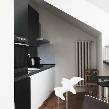 Comecasa Attic 5 Min Walk From Duomo Daire *